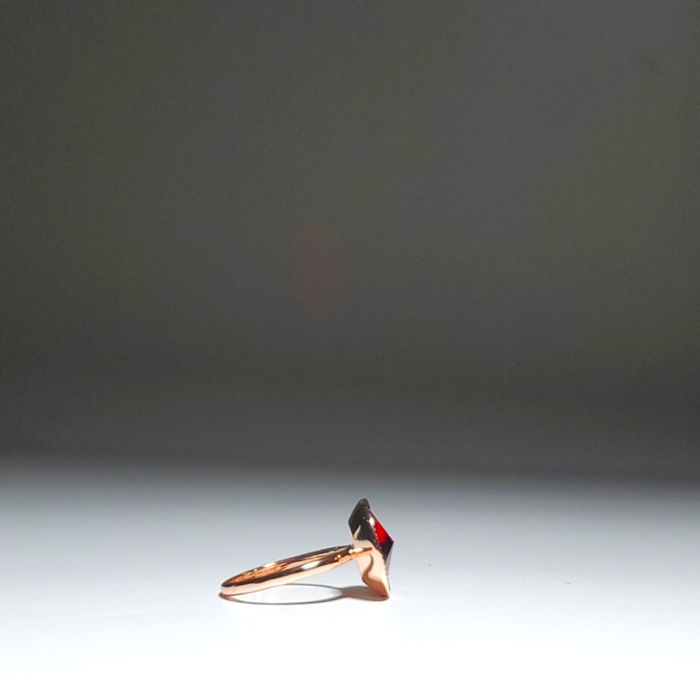 Ted Baker Rada RED Crystal Rivoli Ring - Picture 3 of 4